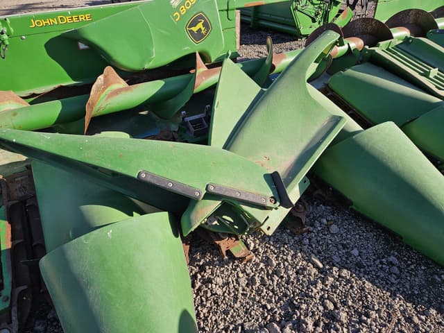 Image of John Deere 608C equipment image 3