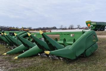 Main image John Deere 608C