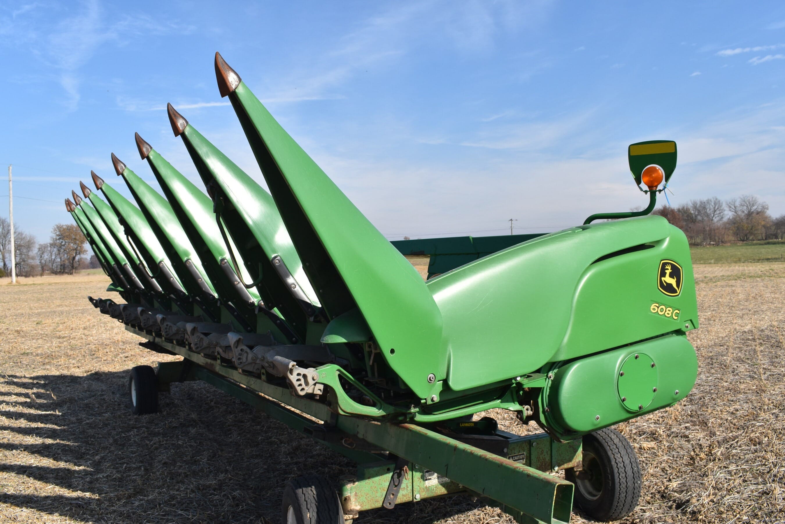 John Deere 608C Equipment Image0