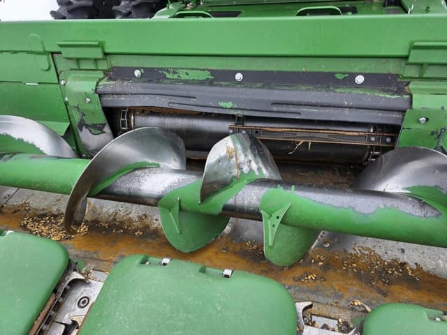 Image of John Deere 608C equipment image 4