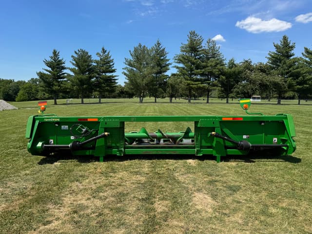 Image of John Deere 608C equipment image 4