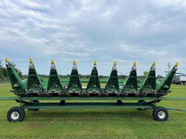 Image of John Deere 608C equipment image 3