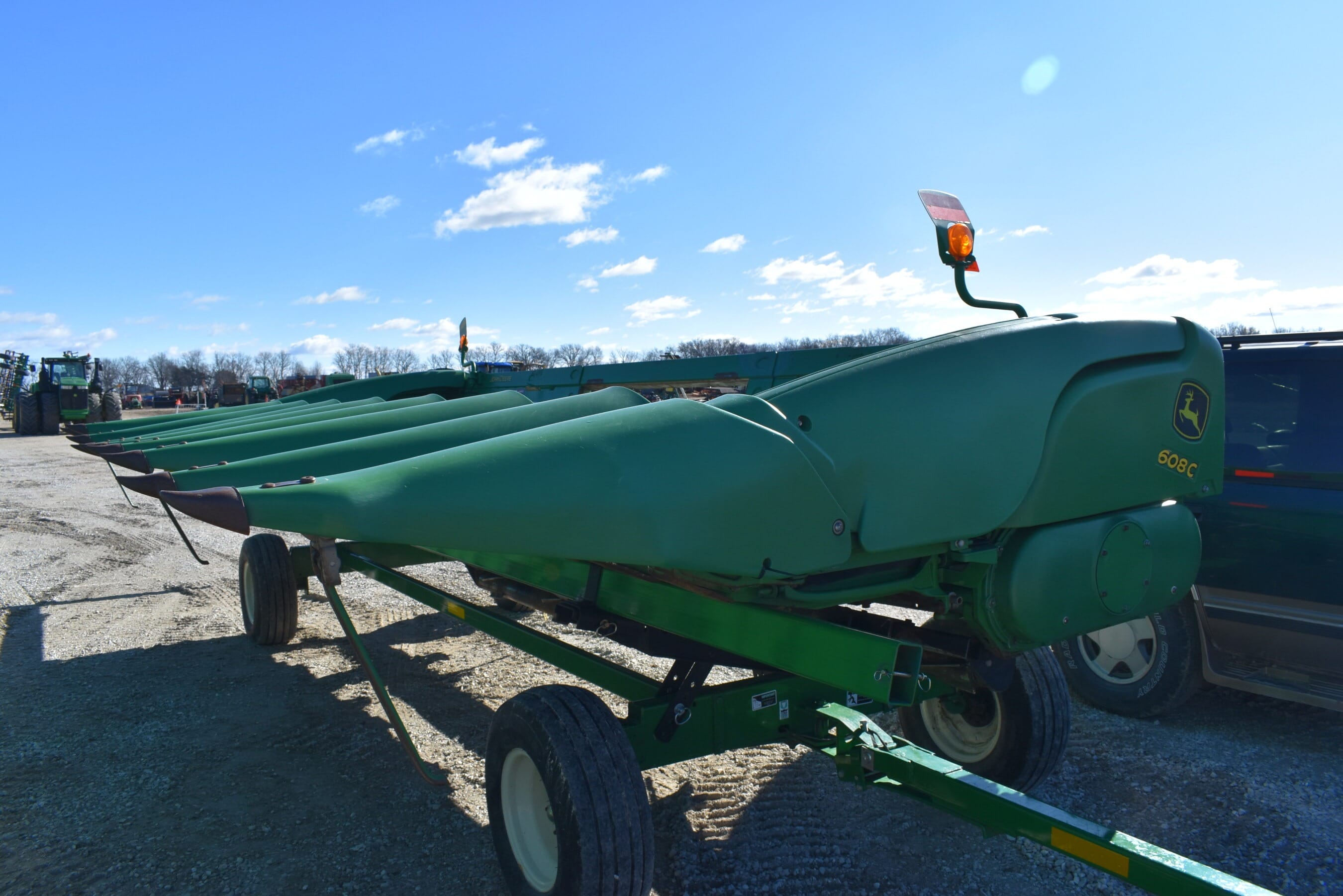 2012 John Deere 608C Equipment Image0