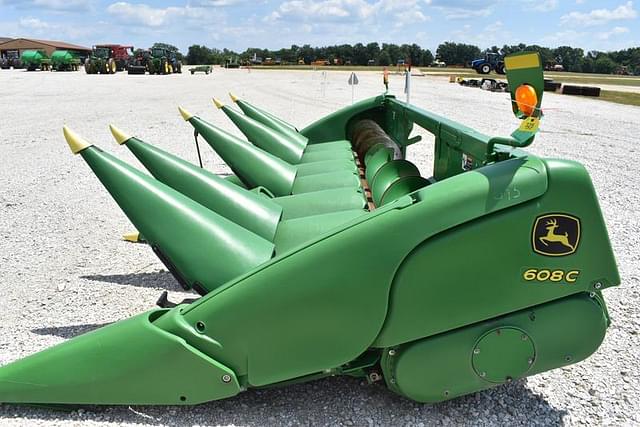 Image of John Deere 608C equipment image 1