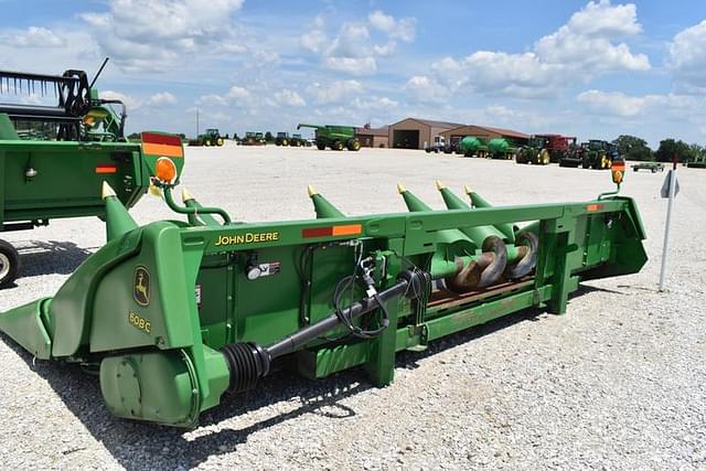 Image of John Deere 608C equipment image 2
