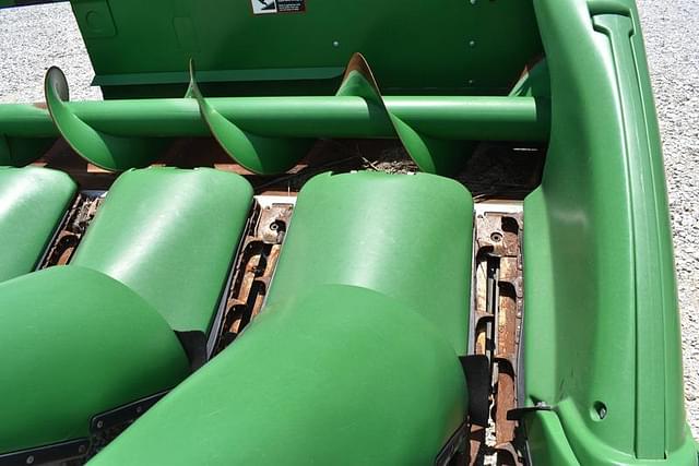 Image of John Deere 608C equipment image 4