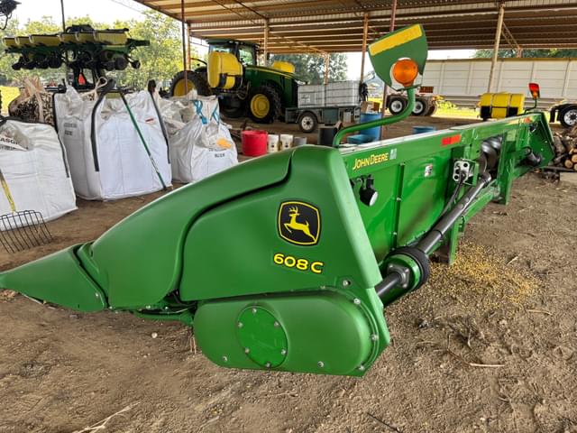 Image of John Deere 608C equipment image 1