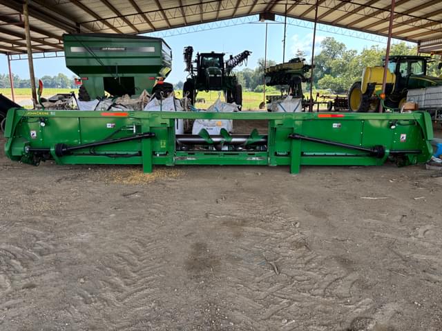 Image of John Deere 608C equipment image 2
