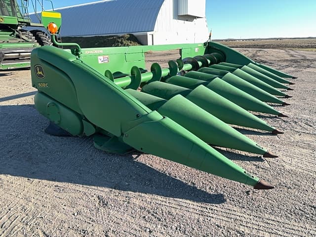 Image of John Deere 608C equipment image 1