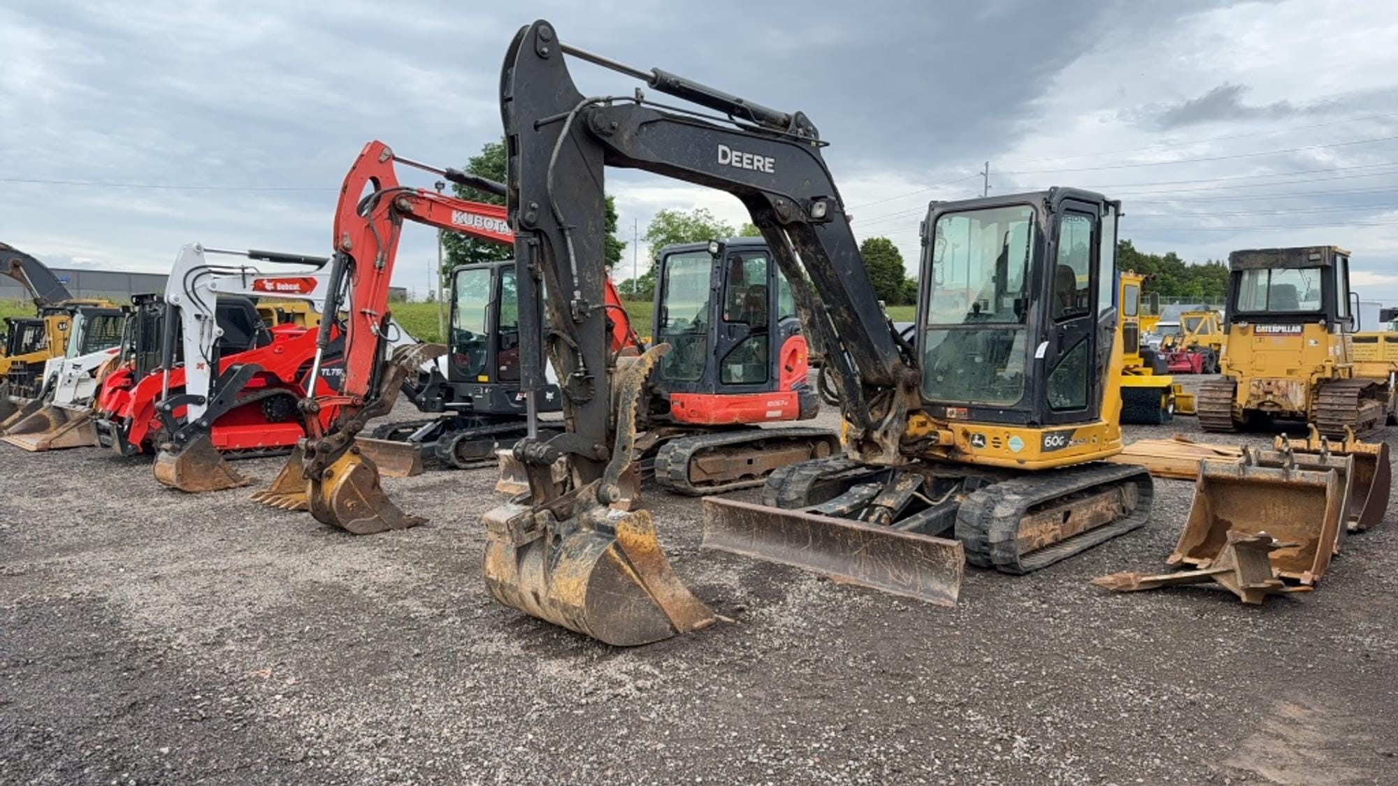 John Deere 60G Equipment Image0