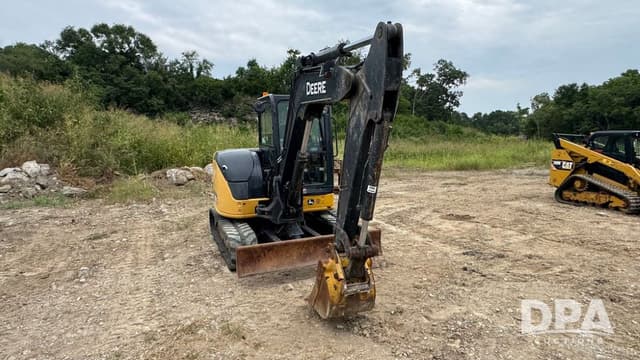 Image of John Deere 60G equipment image 4
