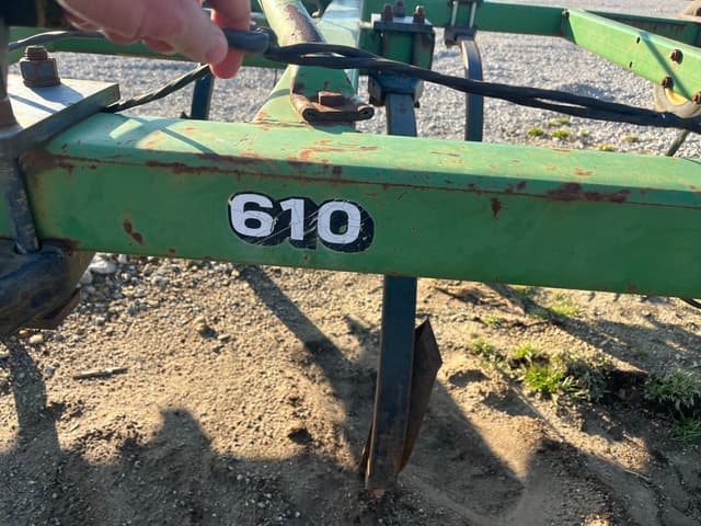 Image of John Deere 610 equipment image 3