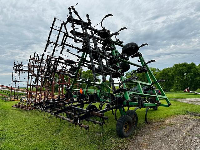 Image of John Deere 610 equipment image 3