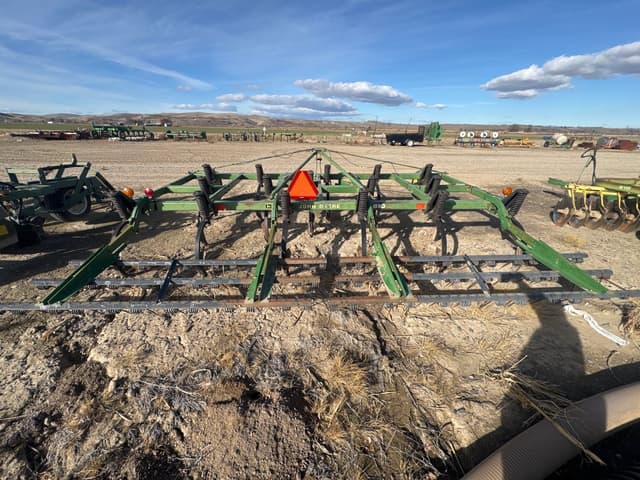 Image of John Deere 610 equipment image 4