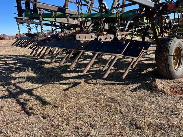 Image of John Deere 610 equipment image 4