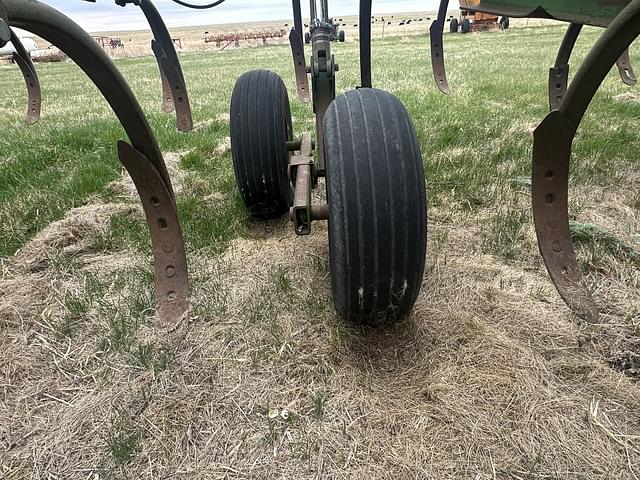 Image of John Deere 610 equipment image 4