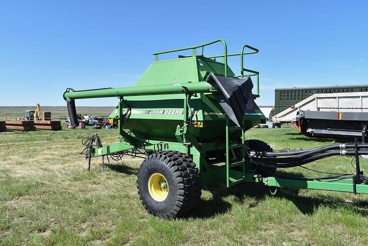 Main image John Deere 777 9