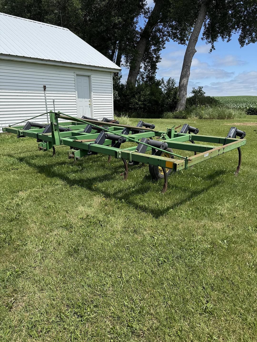 Image of John Deere 610 Primary image