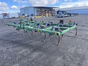 Main image John Deere 610