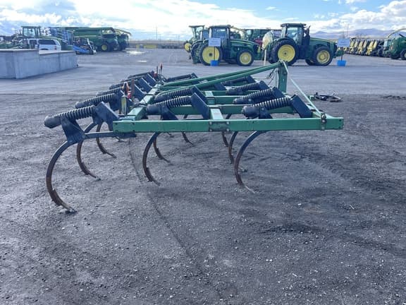 Image of John Deere 610 equipment image 3