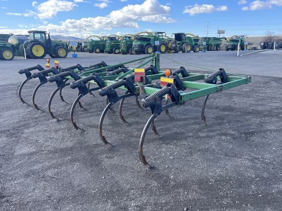 Image of John Deere 610 equipment image 4