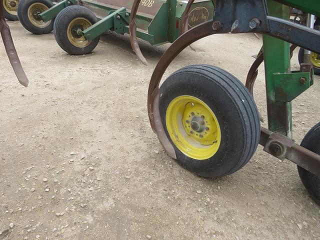 Image of John Deere 610 equipment image 3