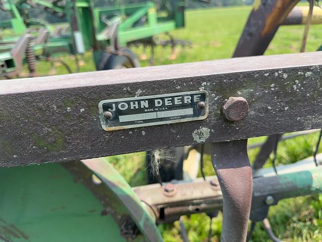 Image of John Deere 640 equipment image 4