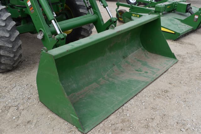 Image of John Deere 6100D equipment image 3