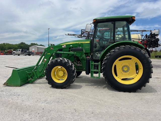Image of John Deere 6105D equipment image 2