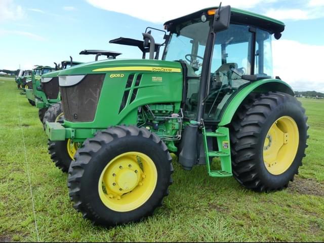 Image of John Deere 6105D equipment image 1