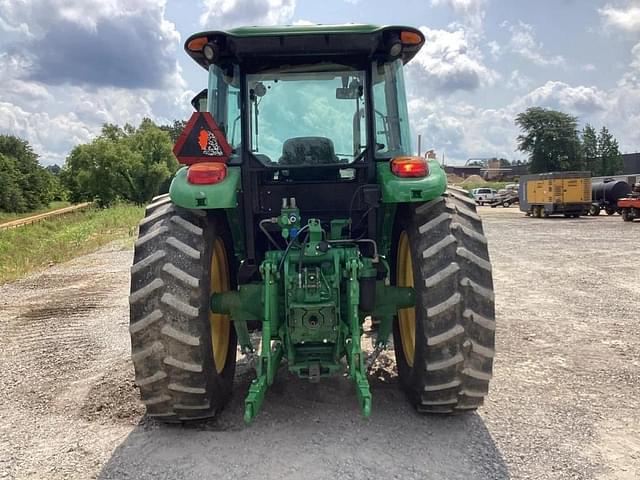 Image of John Deere 6105D equipment image 4