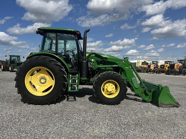 Image of John Deere 6105E equipment image 3