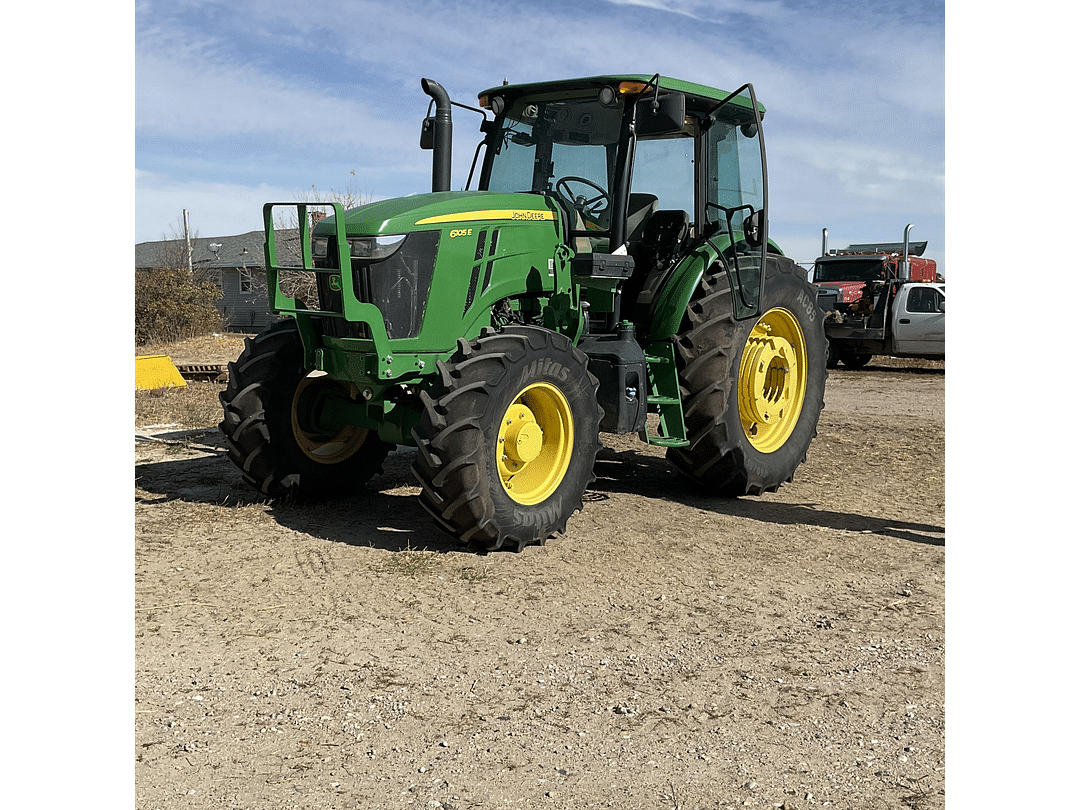 Image of John Deere 6105E Primary image