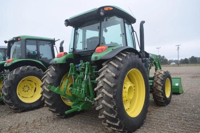 Image of John Deere 6105E equipment image 2