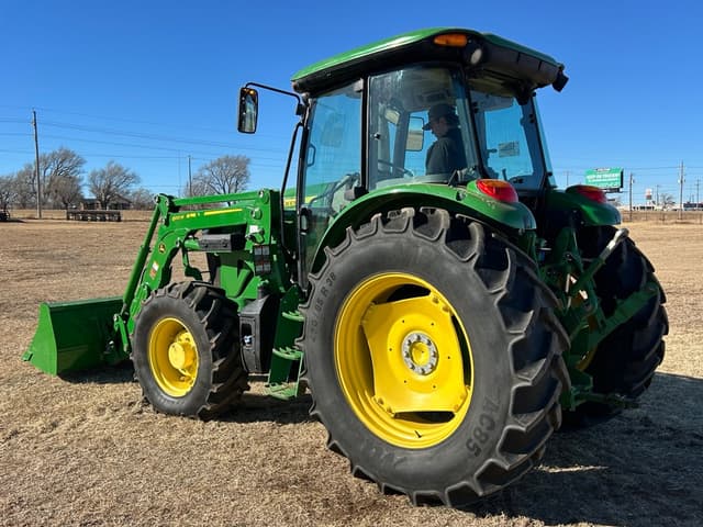 Image of John Deere 6105E equipment image 2
