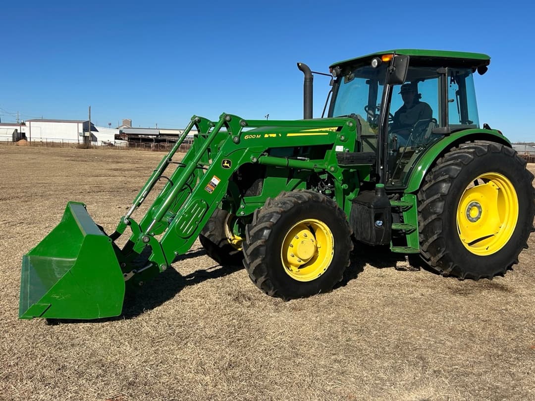 Image of John Deere 6105E Primary image