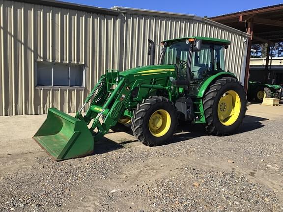 Image of John Deere 6105E equipment image 1