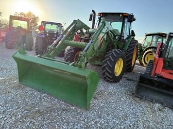 Main image John Deere 6105E