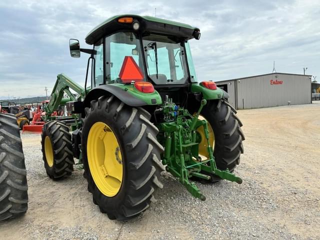 Image of John Deere 6105E equipment image 3