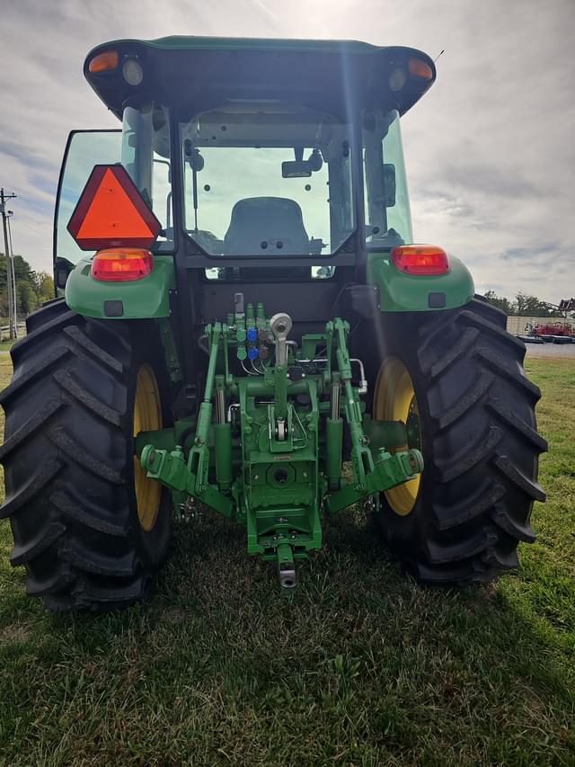 Image of John Deere 6105E equipment image 2