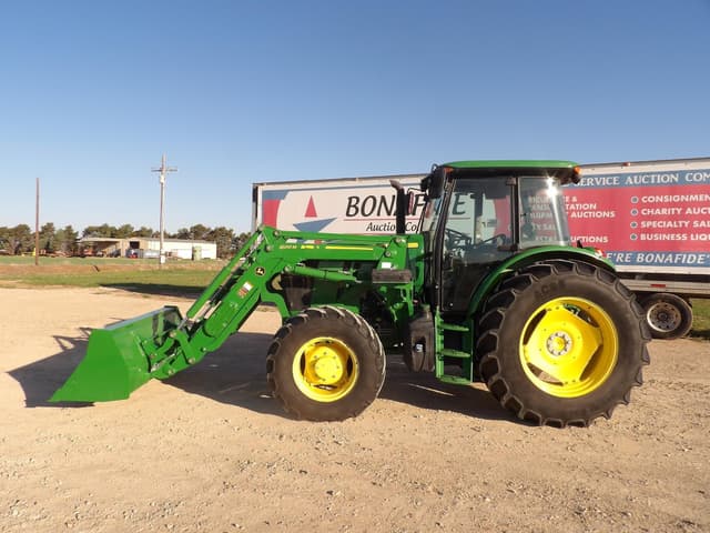 Image of John Deere 6105E equipment image 2