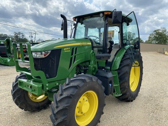 Main image John Deere 6105E