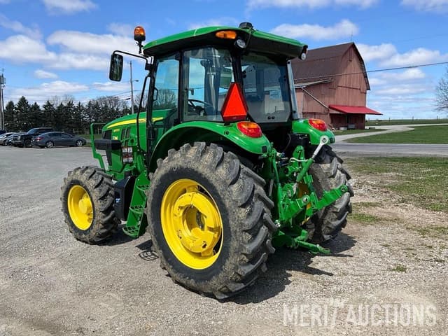 Image of John Deere 6105E equipment image 2