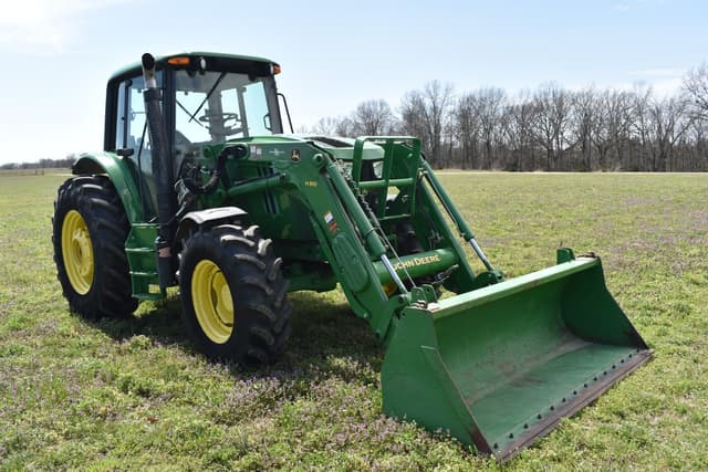 Image of John Deere 6105M equipment image 2