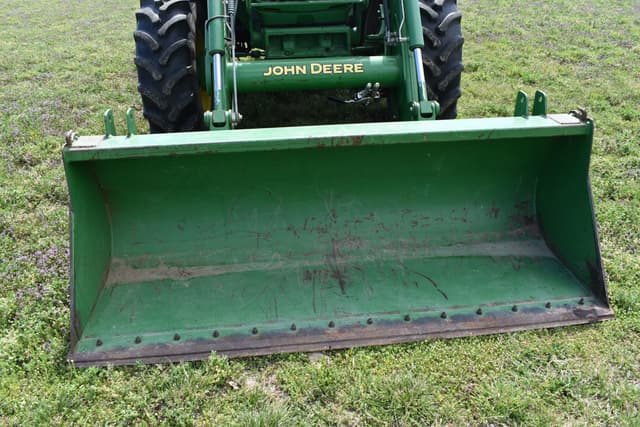 Image of John Deere 6105M equipment image 4