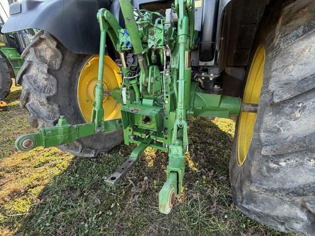 Image of John Deere 6105R equipment image 3