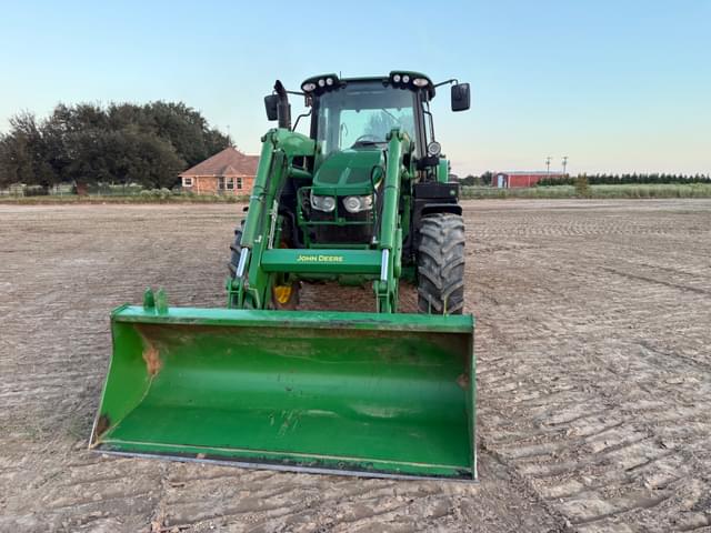 Image of John Deere 6110M equipment image 4