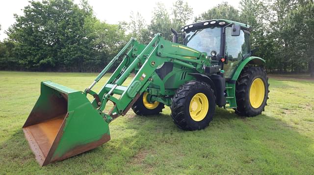 Image of John Deere 6110M equipment image 1