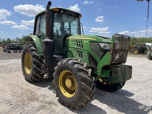 Image of John Deere 6110M equipment image 4