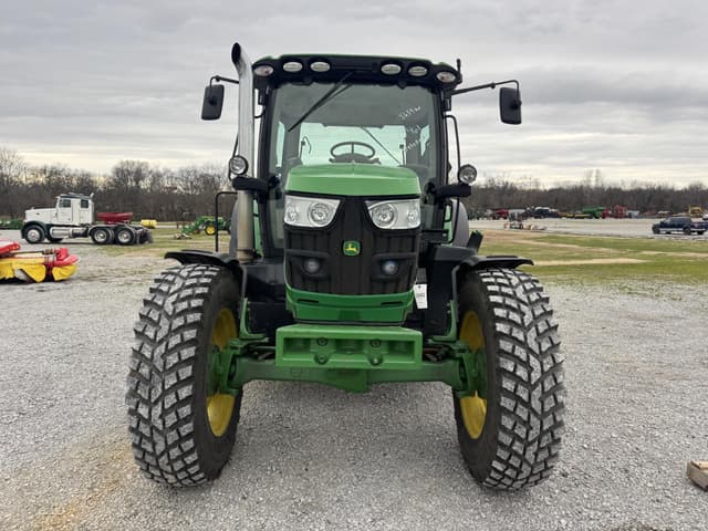 Image of John Deere 6110R equipment image 1